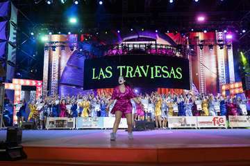 Los Nietos de SaryManchez se autodescalifican en la final de murgas al superar el tiempo establecido en señal de protesta/Lpacarnaval y TA.